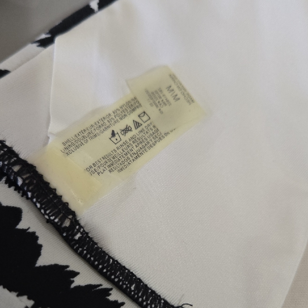 Victoria's Secret Black and White Zebra Bikini Top With Venus Black Bottoms - Picture 3 of 6